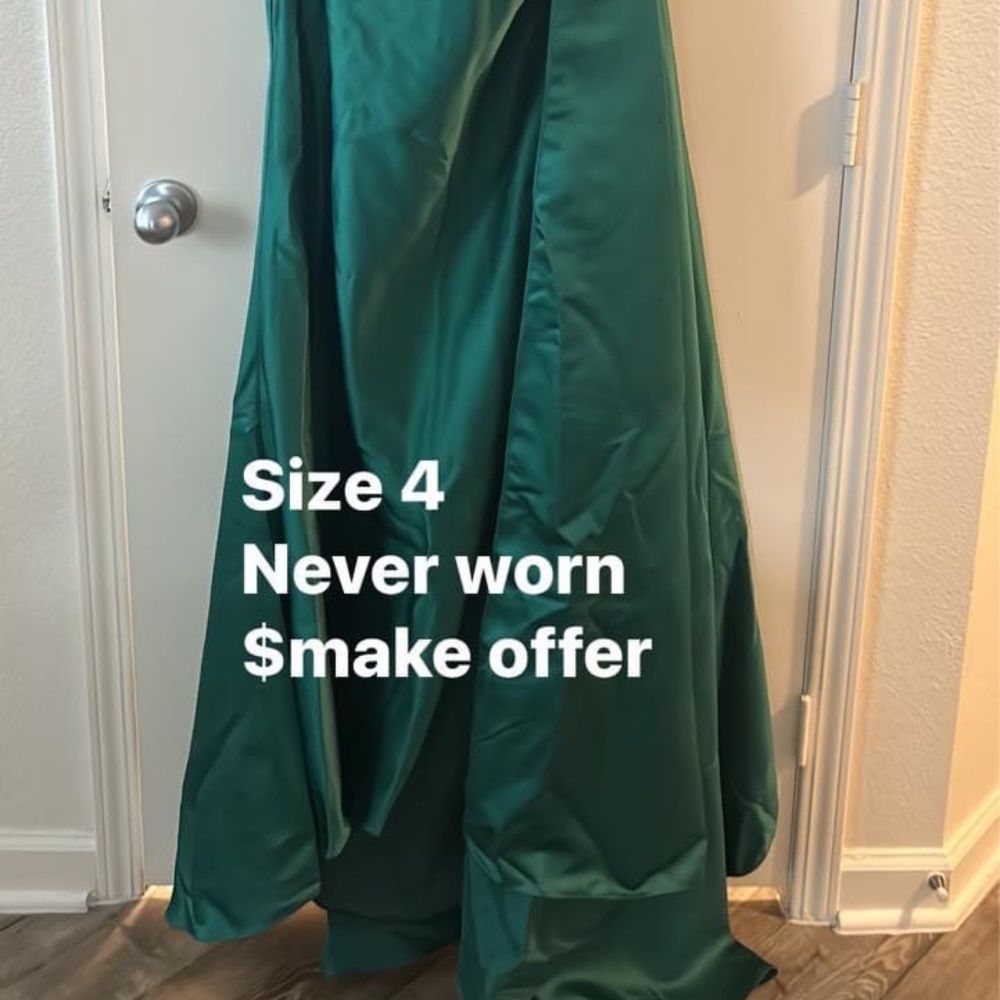 Dress - Picture 2 of 2